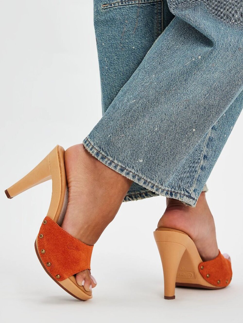 Candie's Viviana OMG Platform Mule Sandals Size 8 Orange Suede Retro NEW